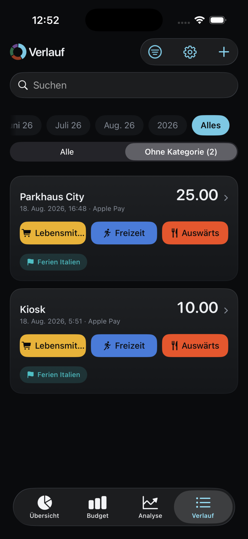 Der Verlauf mit zwei offenen Zahlungen, jede mit drei vorgeschlagenen Kategorien zum Antippen.